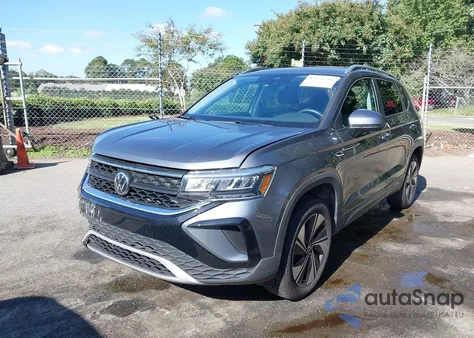 2024 Volkswagen Taos 1.5T Se из США, поврежденный, VIN 3VVUX7B23RM114056